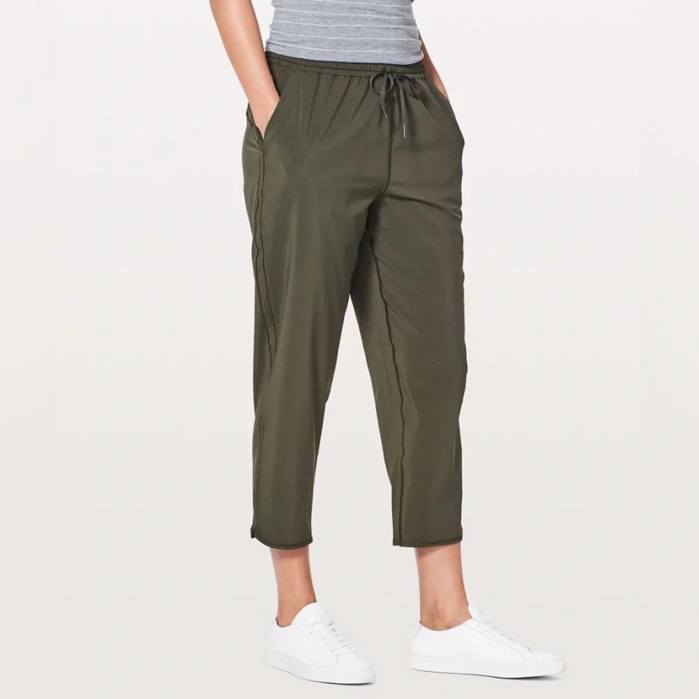 Lululemon Keep It Classic Crop 23” - Picture 1 of 8